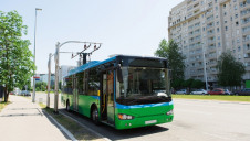 T&E said local authorities can achieve half of their targets by procuring zero-emission vehicles